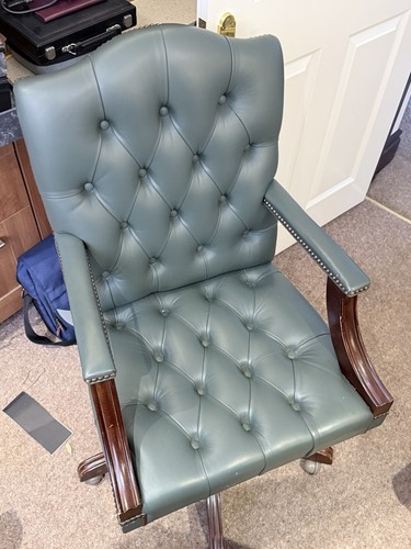 Leather office chair - ,